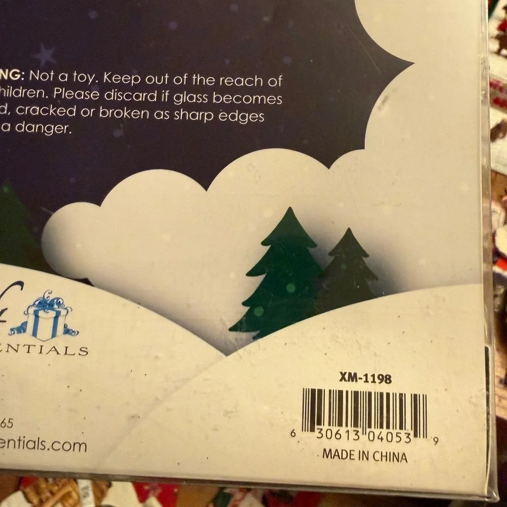 Gift Essentials Holiday Charm Tree glass tabletop tree 9 ornament wine charms.